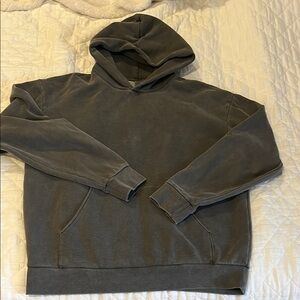 NWOT Men's Heavy Weight Dark Gray Hoodie